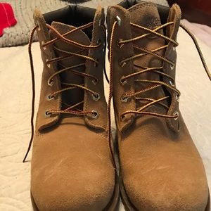 WOMEN’S TIMBERLAND BOOTS (WHEAT COLOR)